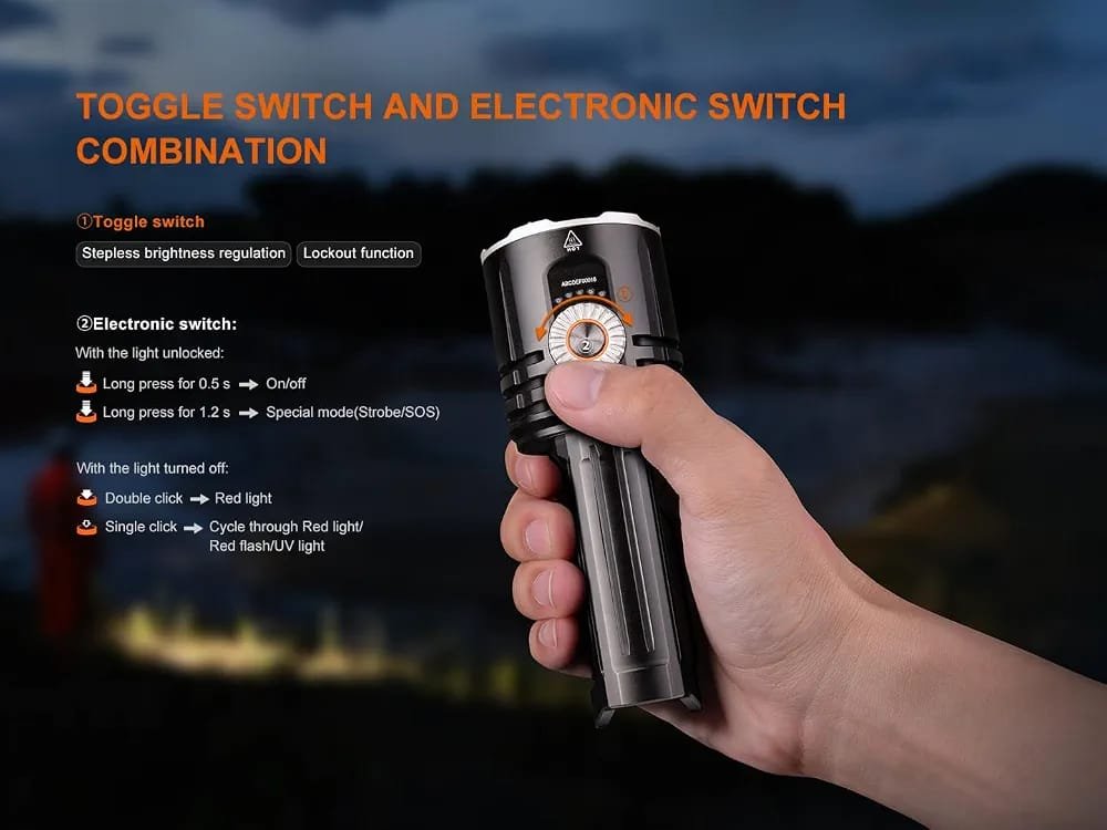 كشاف فينيكس FENIX LR35R PRO - الصورة 4